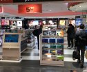 日本北海道 - 機(jī)場(chǎng)免稅店 翻譯導(dǎo)購(gòu)